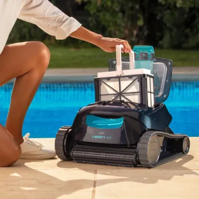 Dolphin Liberty 200 Cordless Robotic Pool Cleaner - Image 5